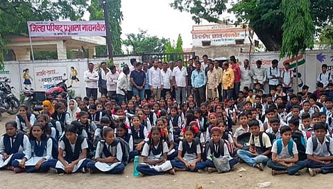 …तोपर्यंत शाळा उघडू देणार नाही; नाचनवेल ग्रामस्थ आक्रमक