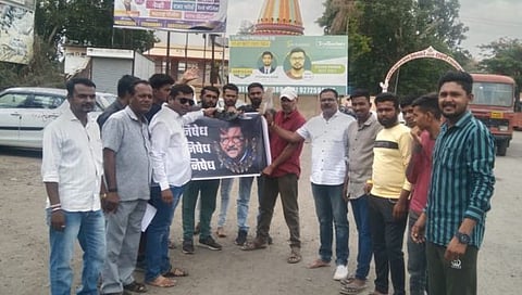 नाशिक : संजय राऊत यांच्या विरोधात जोडे मारो आंदोलन