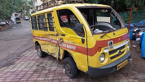 Nashik : तपोवनात स्कूल व्हॅन व पिकअप यांच्यात अपघात, विद्यार्थी जखमी