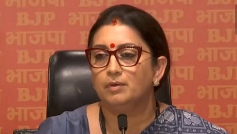 स्मृती इराणी