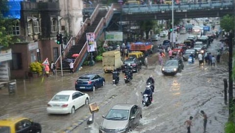 Heavy Rainfall in Mumbai: पुढील ४, ५ दिवस मुंबईत अतिमुसळधार; BMC चे अधिकाऱ्यांना निर्देश