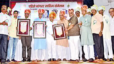 डॉ. प्रतापसिंह जाधव