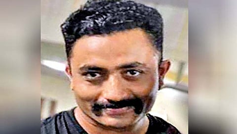 संतोष शिंदे मृत्यू प्रकरण : सपोनि राहुल राऊत निलंबित