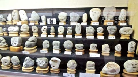 दगडांनी भरलेले रहस्यमय संग्रहालय!