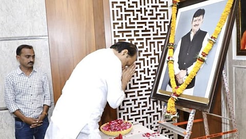 अजित पवार यांनी घेतली धानोरकर कुटुंबीयांची भेट