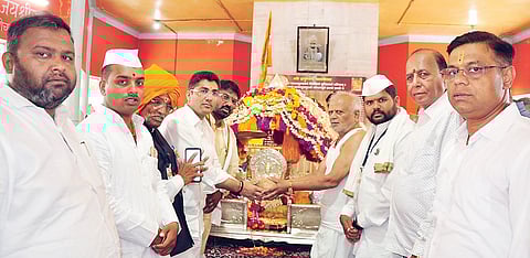 Ashadhi wari : विठुरायाच्या गजरात शहरातील वारकरी तल्लीन