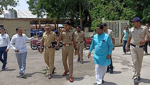 धुळे बाजार समितीमधील शेतीमालाची चोरी रोखण्यासाठी आता रात्रीची पोलिस पेट्रोलिंग