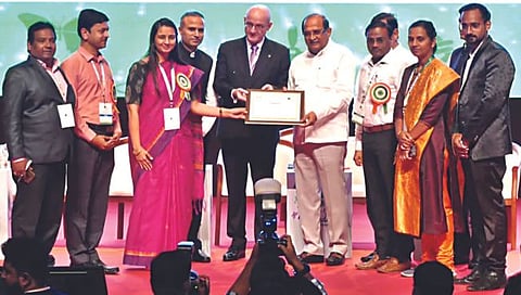 Nashik : माझी वसुंधरा स्पर्धेत शिरसाटे ग्रामपंचायत राज्यात प्रथम