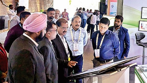 पिंपरी : जी-20 येथील महापालिका दालनास विविध देशांच्या प्रतिनिधींची भेट