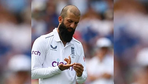 Moeen Ali Fined : क्रिकेटपटू मोईन अलीला ‘आयसीसी’चा दणका; ॲशेसच्य सामन्यात नेमकं काय घडलं?