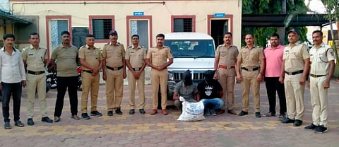 ओतूर : गांजा वाहतूक करणारे पोलिसांच्या जाळ्यात ! तब्बल साडेसहा लाखांचा मुद्देमाल जप्त