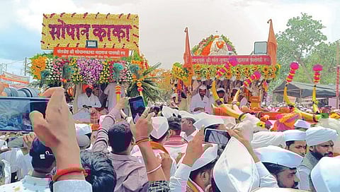 सोलापूर : बोंडलेत श्री संत तुकारामांचा धावा