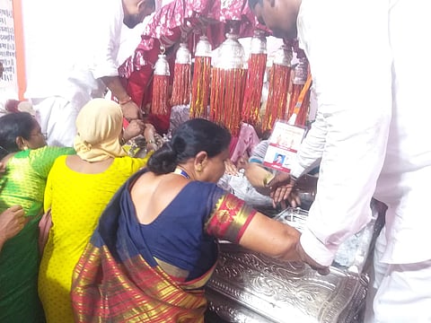 Ashadhi wari 2023 : भवानी पेठेतील पालखी विठोबा आणि नाना पेठेतील निवडुंगा विठोबा मंदिर भाविकांच्या गर्दीने गजबजले