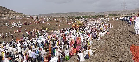 Ashadhi Wari 2023 : संत ज्ञानेश्वर महाराजांचा पालखी सोहळा जेजुरीहुन वाल्हेकडे मार्गस्थ, पाहा फोटो