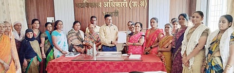 नगर : पाण्यासाठी महिला आक्रमक ; गटविकास अधिकार्यांना साकडे