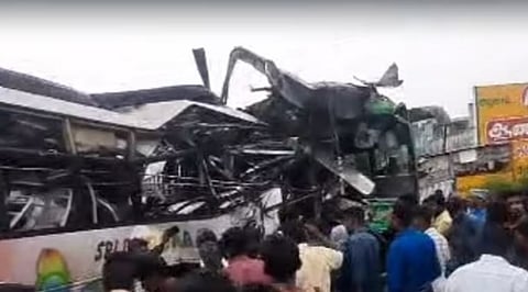 मोठी दुर्घटना : तामिळनाडूमध्ये दोन बसची समोरासमोर धडक; ४ ठार, ७० जखमी