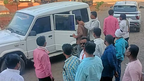 बीड: २ हजारांची लाच घेताना तहसील कार्यालयातील लिपिक ‘लाचलुचपत’च्या जाळ्यात