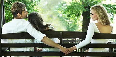 Extra Marital Affair : विवाहबाह्य संबंध ठेवणार्यांची कशी असते मानसिकता? जाणून घ्या नवीन सर्वेक्षणातील माहिती