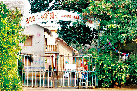 जयप्रभा स्टुडिओ प्रकरणी सरकारने अहवाल मागवला