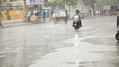 पिंपरी : अखेर प्रतीक्षा संपली..! पावसाच्या सरींनी शहरात आनंदाचे वातावरण