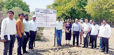 पुरंदरमध्ये जलसंधारण, भूजल पुनर्भरण कामांची पाहणी