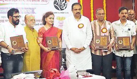 पुणे : शब्दांकडे देव म्हणून बघितले पाहिजे! ज्येष्ठ साहित्यिक डॉ. सदानंद मोरे