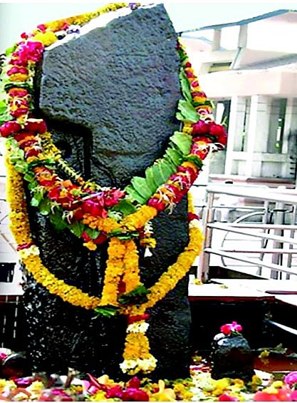 शनैश्वर देवस्थानची 4 लाखांची फसवणूक; गोव्याच्या कारागिराविरुद्ध गुन्हा दाखल