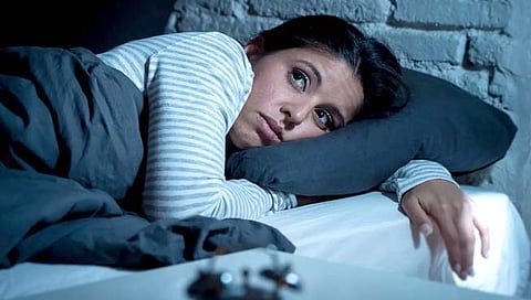 झोप का येत नाही?