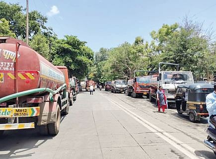 पाणीकपात केवळ नागरिकांसाठीच का ? बिबवेवाडी परिसरातील रहिवाशांचा सवाल