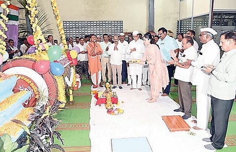 नगर : विकासाऐवजी धार्मिकतेचे राजकारण दुर्दैवी : आ. थोरात