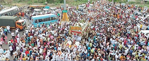 Ashadhi Wari 2023 : मोरोपंतांच्या नगरीत तुकोबाराय विसावले; सोहळ्याचे दिमाखात स्वागत