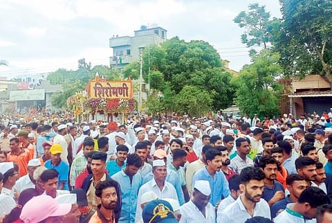 Ashadhi wari 2023 : तुकोबारायांचे वरवंडला दिमाखात स्वागत