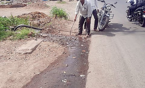 मोशी : बनकरवस्तीत गटाराचे पाणी रस्त्यावर