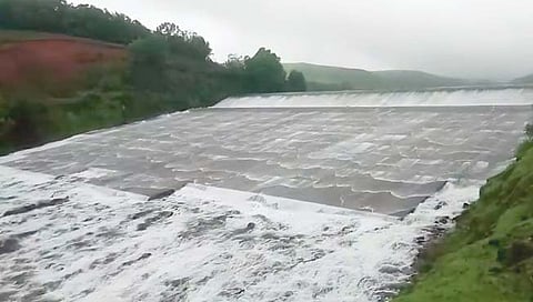 कोल्हापूर : कडवी धरण ओव्हरफ्लो