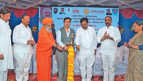 सोलापूरच्या पर्यटन विकासासाठी केंद्राला प्रस्ताव : पर्यटनमंत्री लोढा