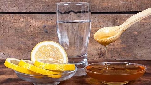 Morning Drinks: तुम्हीही ‘मध-लिंबू पाणी’ घेताय? हे तुमच्यासाठी…