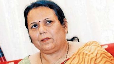 उपसभापती नीलम गोर्हे यांच्या निलंबनासाठी विरोधक आक्रमक