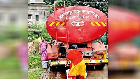 टँकरने पाणी पुरवठा