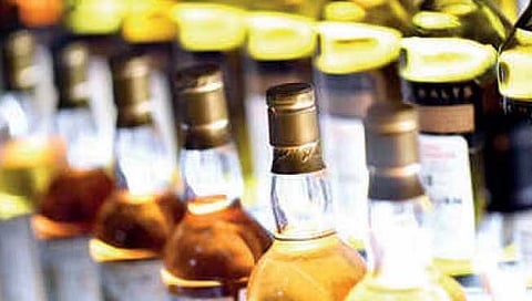 कोल्हापूर : आंतरराज्य भेसळीला दारू तस्करांची सीमा भागांसह महामार्गावर दहशत!