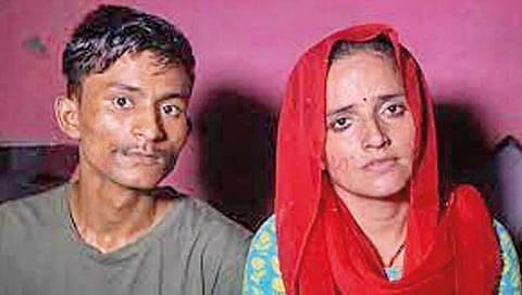 सीमा हैदरकडून मोबाईल, पासपोर्ट ताब्यात