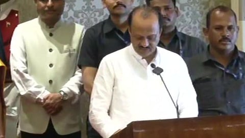 अजित पवार