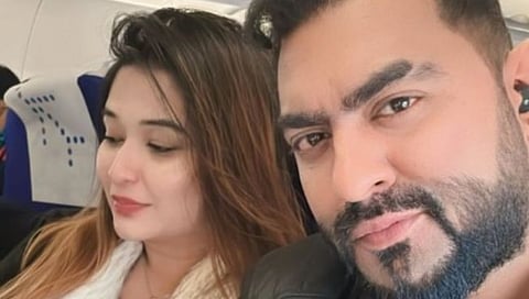 रिल्सस्टार पूजा भोईरच्या पतीला अटक, डझनभर गुंतवणूकदारांना काेट्यवधींचा गंडा