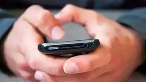 नाशिक : सोशल मीडियावर आक्षेपार्ह पोस्टने ठेंगोड्यात तणाव, अल्पवयीन मुलगा ताब्यात