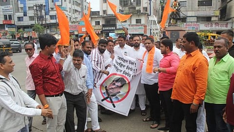 किरीट सोमय्यांविरोधात नाशिकमध्ये ठाकरे गट रस्त्यावर, प्रतिमेस जोडे मारो