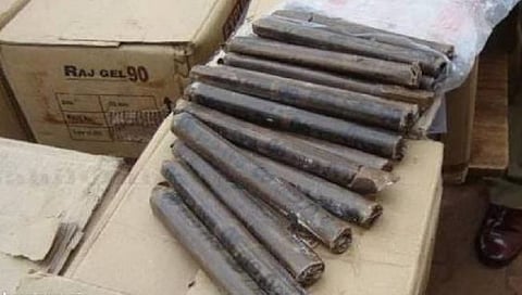 Goa : धारबोंदाडा येथे १२० जिलेटीनच्या कांड्या, सुमारे ३०० डेटोनेटर्स जप्त