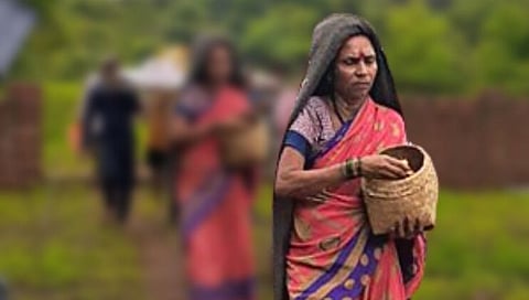 रत्नागिरी: तळवडे येथे आईच्या पार्थिवाला मुलीने दिला मुखाग्नी