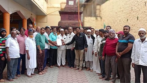 अब्दुललाट मधील मुस्लिम बांधवांचा जैन समाजाने पुकारलेल्या भारत बंदला जाहीर पाठींबा