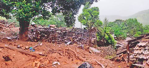 सातारा : पश्चिम भागात दरडींचा धोका; ‘इर्शाळवाडी’नंतर तरी वाई प्रशासनाला जाग येणार का?