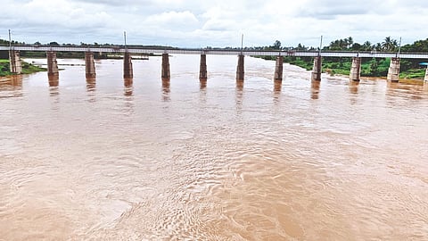 ‘अलमट्टी’च्या विसर्गाने पश्चिम महाराष्ट्राला दिलासा`