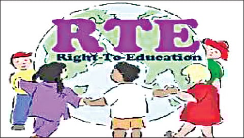 सातारा : नियमबाह्य आरटीई प्रवेशासाठी शिक्षणाधिकार्यांचा दबाव; गुरूकुल, शानबाग व युनिव्हर्सल शाळांचा आरोप